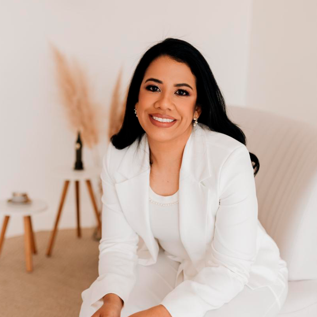 Lorena Amaral de Alencar Castro